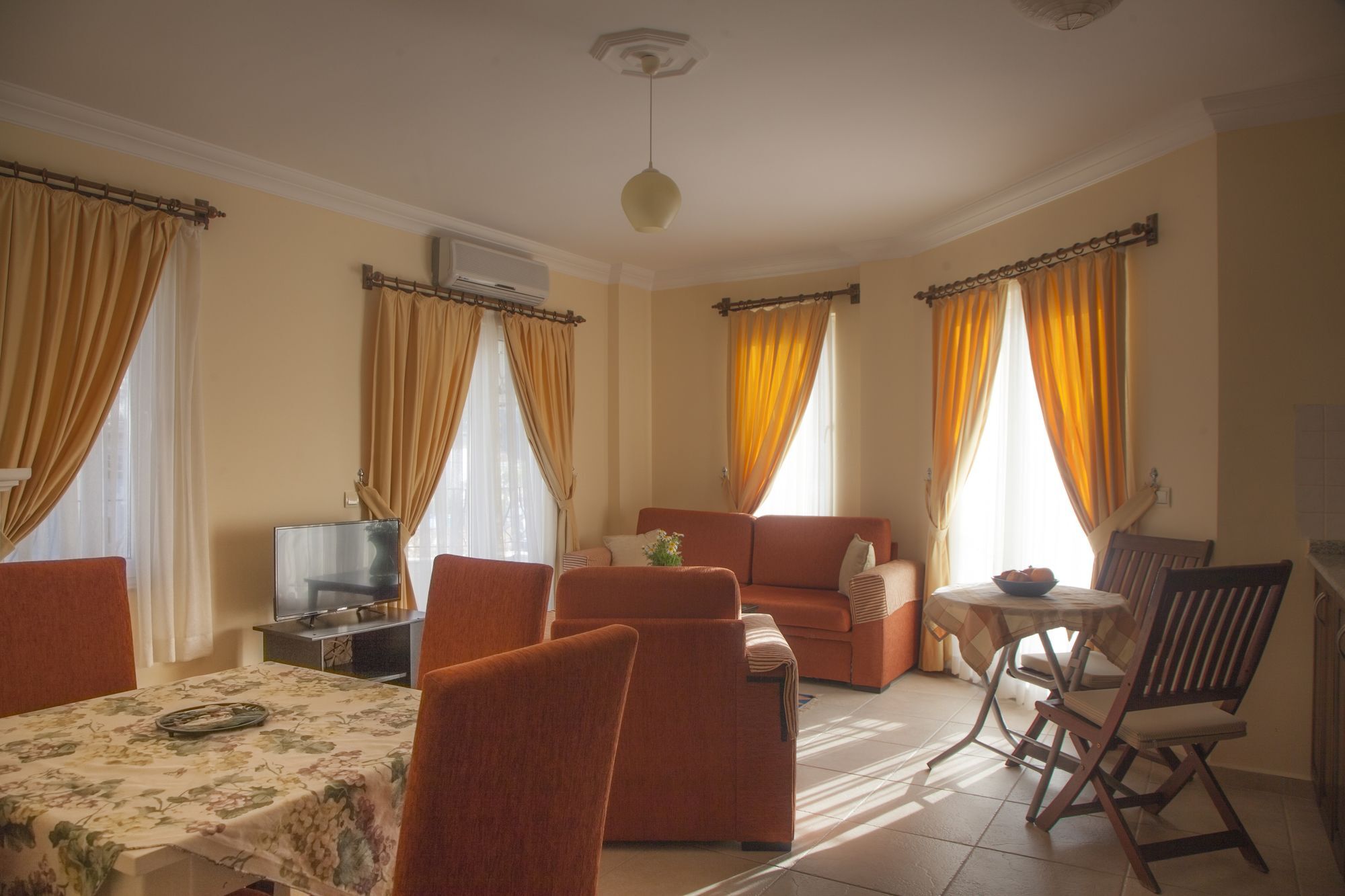 Kale Apart Kaş Luaran gambar